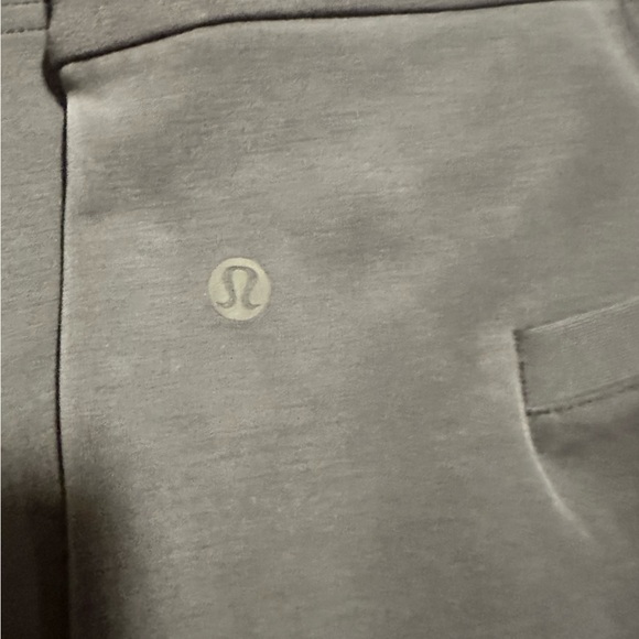 NWOT Lululemon Softstreme Midrise Pintuck Pant - Picture 7 of 7